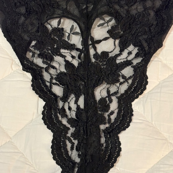Vintage Victoria's Secret Gold Crown Label Black Lace Bodysuit - Picture 5 of 11